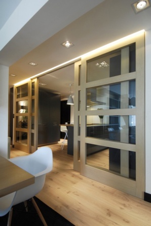 Diseño puertas correderas para salón en Araba por SuBe Susaeta Interiorismo