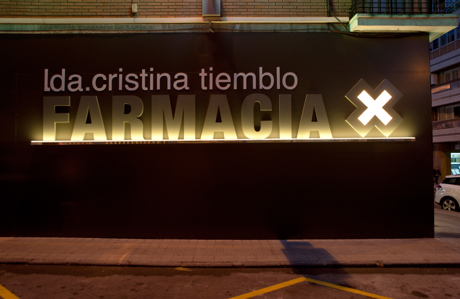 Sube Interiorismo Bilbao diseño farmacia
