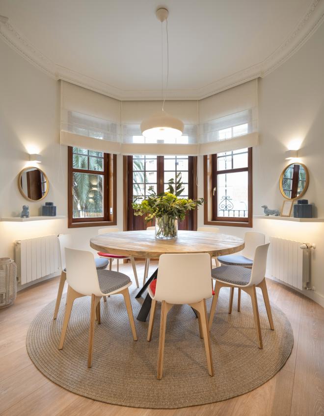 Diseño interior de comedor, en reforma integral de vivienda, por Sube Interiorismo, Bilbao